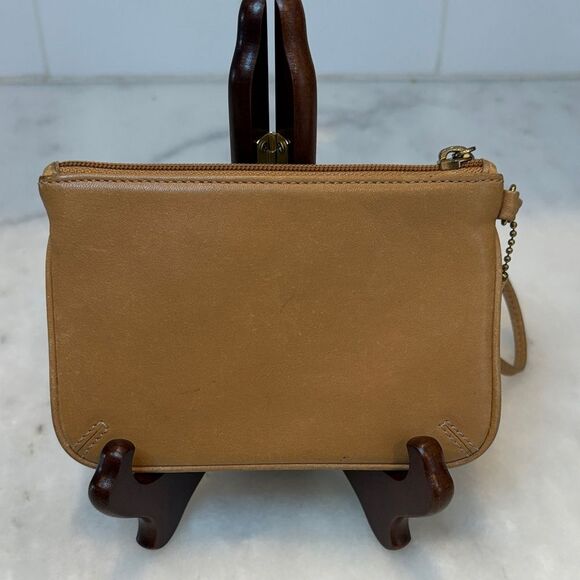Coach Wristlet Bag Purse Smooth Leather tan Wallet Pouch Clutch - Picture 5 of 14